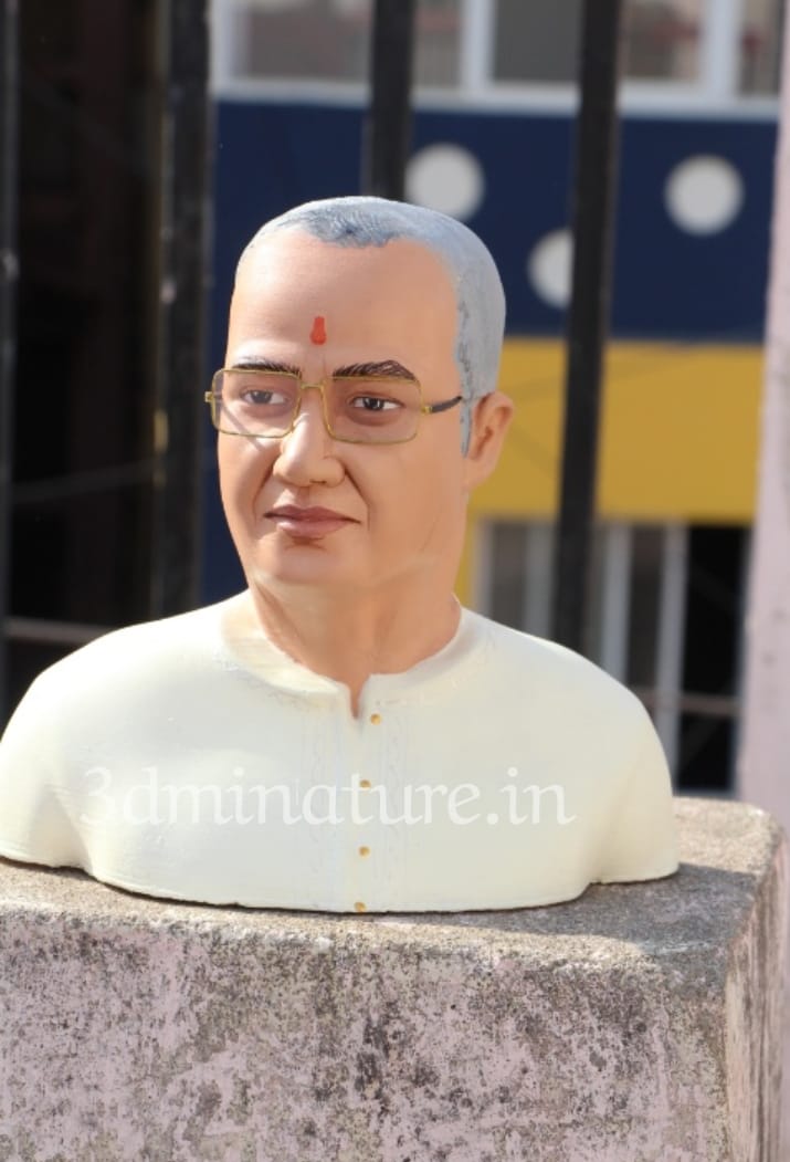 3D Miniature -10 inches half body